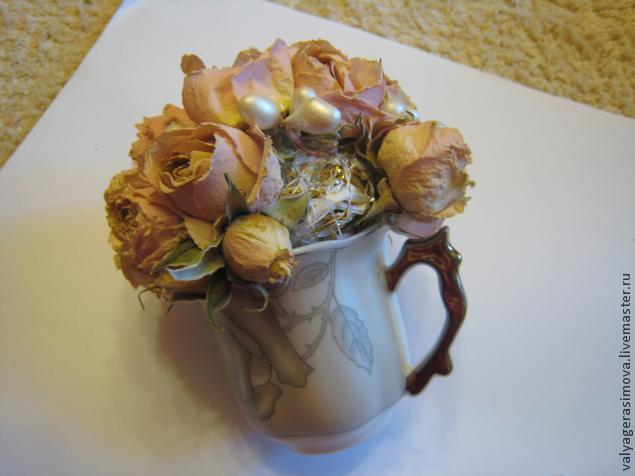 Букет из роз в кофейной чашке, или Как сделать милый сувенир, фото № 13