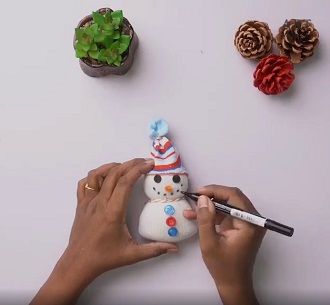 Снеговик своими руками – украшаем дом любимым новогодним персонажем 9